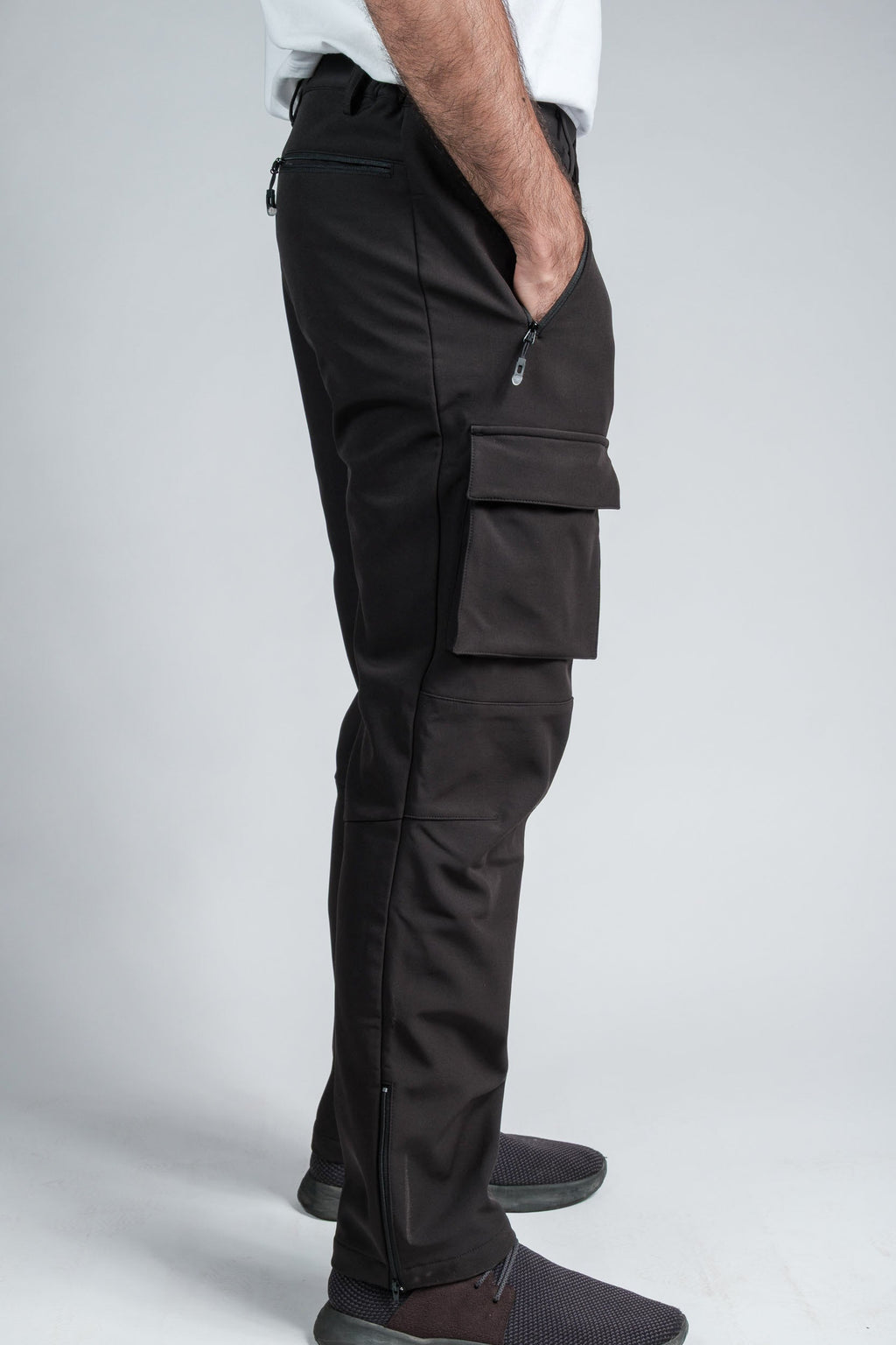 NEW: Men's Adventure Cargo Water Resistant Pants